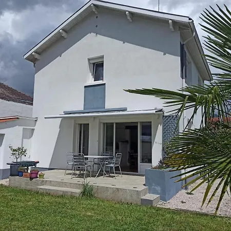Privatunterkunft - For Rent At A Local's Argelès-Gazost